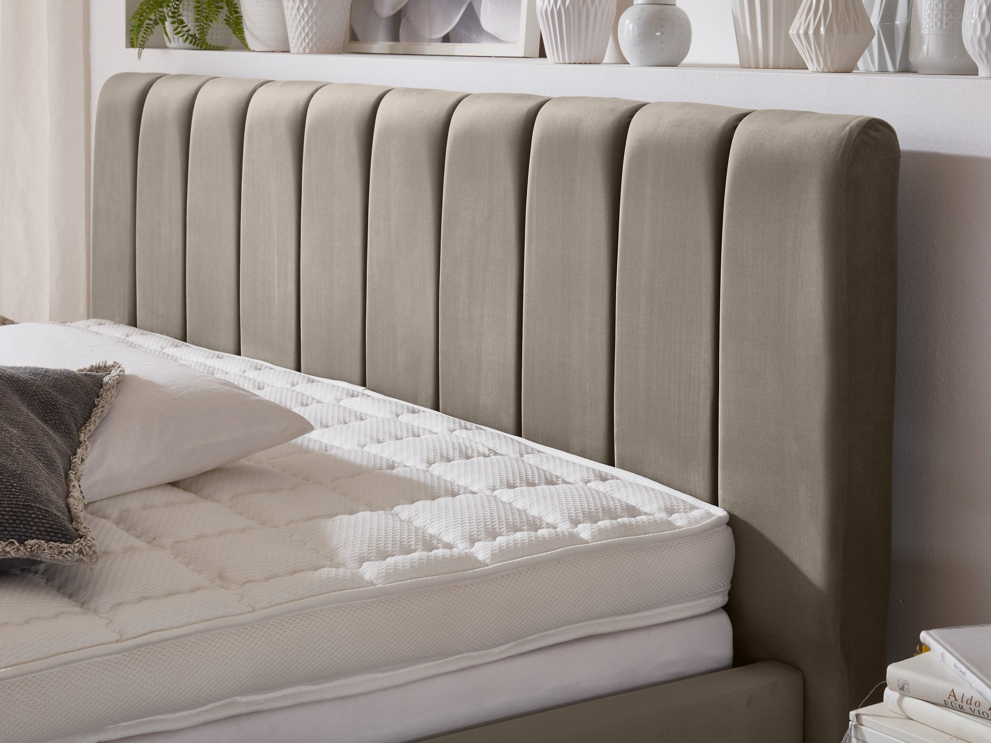 Taupe