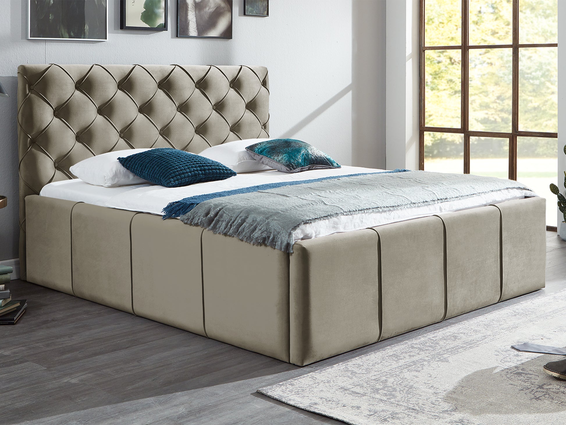 Taupe
